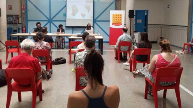 Plataforma per la Llengua, presentando su Plan de Actuación Lingüística Integral del Eje Besòs / PLATAFORMA PER LA LLENGUA