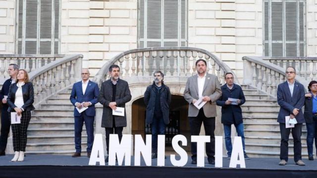 Reencuentro entre los presos independentistas / KIKE RINCÓN (EUROPAPRESS)