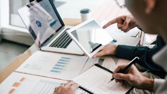 Banco Santander acompaña a los emprendedores en la puesta en marcha de sus proyectos y apoya sus planes de crecimiento, digitalización y sostenibilidad / BANCO SANTANDER