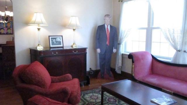 Imagen de la casa de la infancia de Trump, disponible para el alquiler en Airbnb / CG