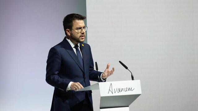 El presidente de la Generalitat, Pere Aragonès, durante su conferencia en el Museu Nacional d’Art de Catalunya (MNAC) / David Zorrakino (EP)