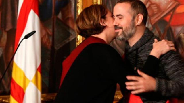 Ada Colau, alcaldesa de Barcelona, junto al concejal Eloi Badia / CG