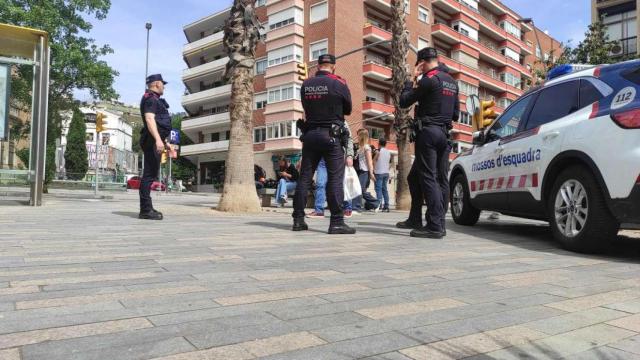 Mossos d'esquadra en la Plaça Bonanova / CRÓNICA GLOBAL