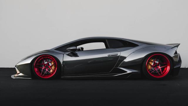 Imagen de un superdeportivo / PEXELS