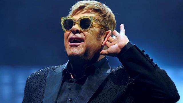 Elton John durante su actuación en Barcelona / EFE