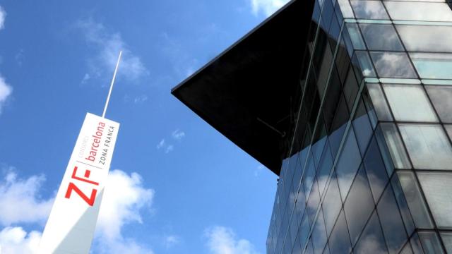 Sede central del Consorcio de la Zona Franca de Barcelona (CZFB) / CEDIDA