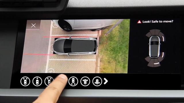 Un sistema de estacionamiento para automóviles equipado con cámaras de Ficosa / FICOSA