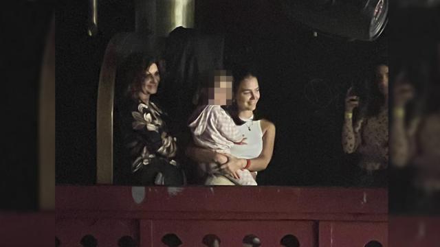 Laura Escanes y su hija Roma en el concierto de Álvaro de Luna / CD