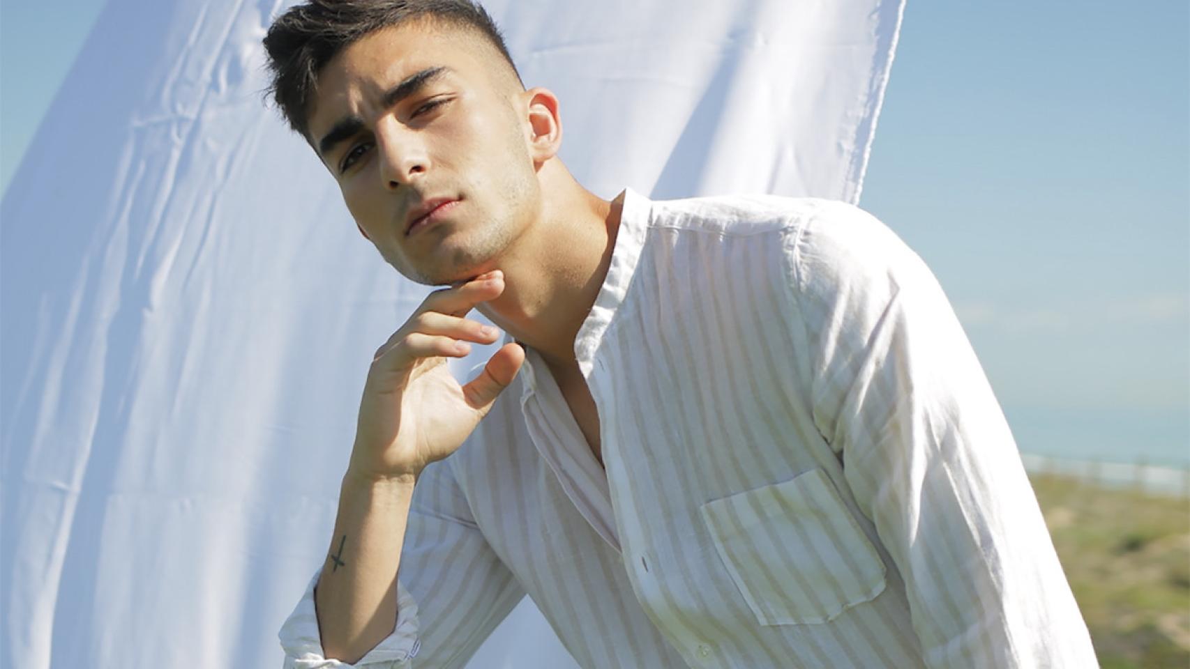 Ferran Torres, posando para una marca de ropa en una imagen de su página web oficial / REDES