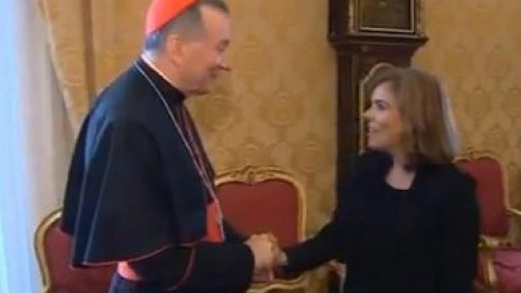 El secretario de Estado del Vaticano, Pietro Parolin, y la vicepresidenta del Gobierno, Soraya Sáenz de Santamaría