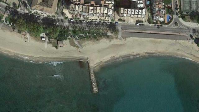 Playa del Cavet, en Cambrils / STREET VIEWS