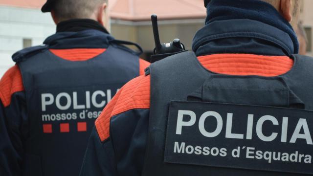 Dos agentes de los Mossos d'Esquadra /EP