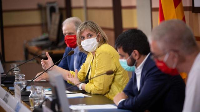 La consejera de Salud, Alba Vergés (c), anuncia que en septiembre estará en marcha Radar Covid en Cataluña / EP