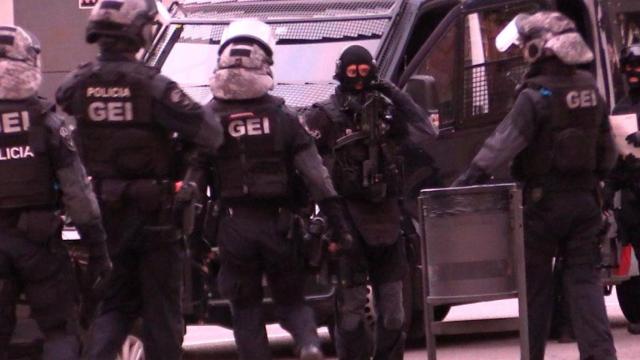 Operativo de los Mossos d'Esquadra para desarticular el clan familiar que robaba mercancías de camiones / MOSSOS