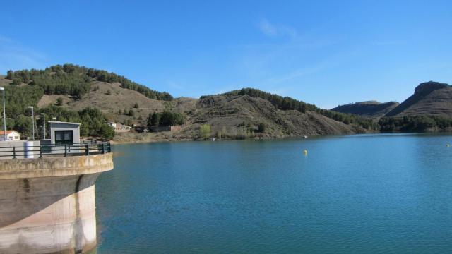 Uno de los embalses de la Cuenca del Ebro, uno de los afluentes de la red de agua de Cataluña / EUROPA PRESS