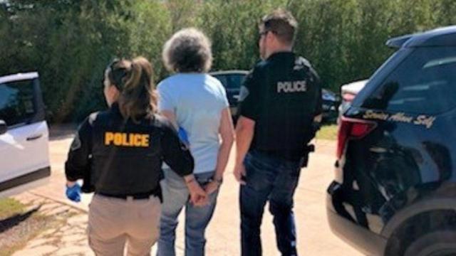 Detención de Michelle Morris Kerin, acusada de asesinato a una joven con diversidad funcional / TWITTER