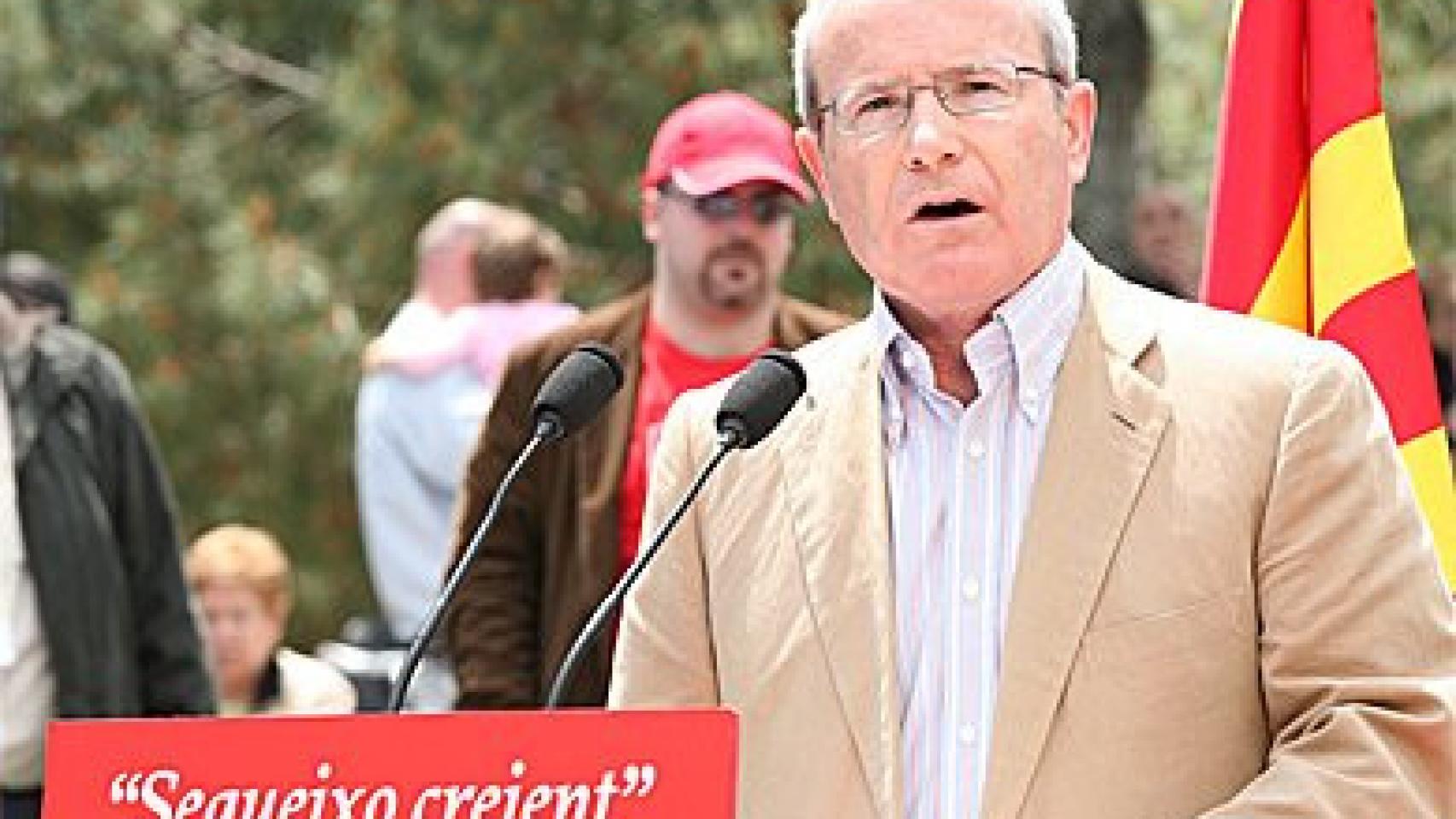 José Montilla, en un mitin en 2010