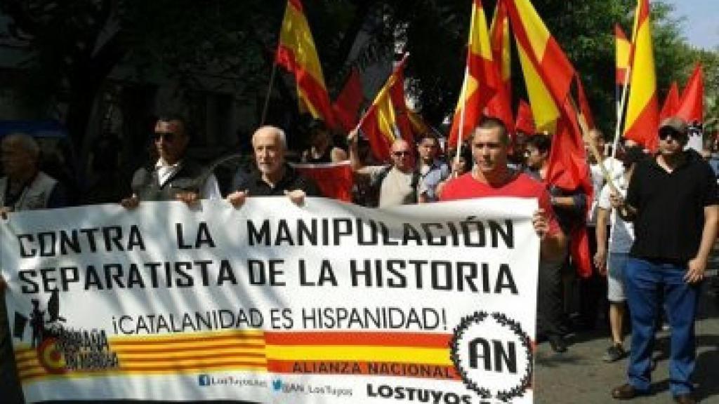 Cabecera de la manifestación de Alianza Nacional en Barcelona