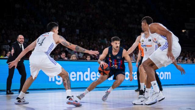 Nicolas Laprivottola, en una jugada de la final entre el Barça y el Real Madrid / FCB