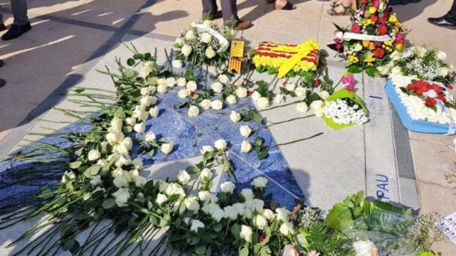 El Memorial por la Paz que se ha instalado en Cambrils en recuerdo de las víctimas del 17A / CG