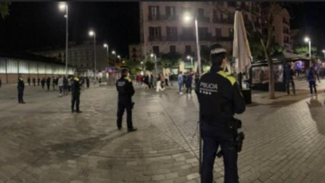 Despliegue de la Urbana contra las aglomeraciones en Barcelona / URBANA