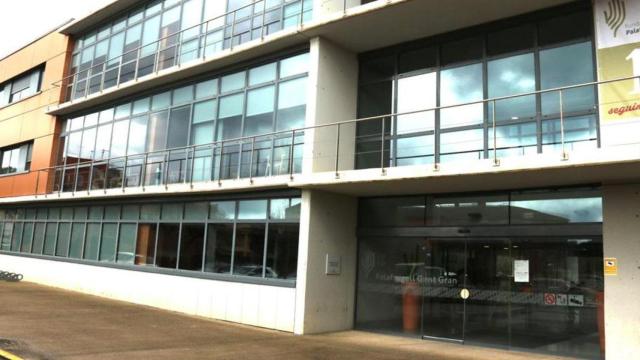 Entrada de la residencia de mayores de Palafrugell / AJ. PALAFRUGELL