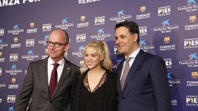 Shakira sale en defensa de Piqué