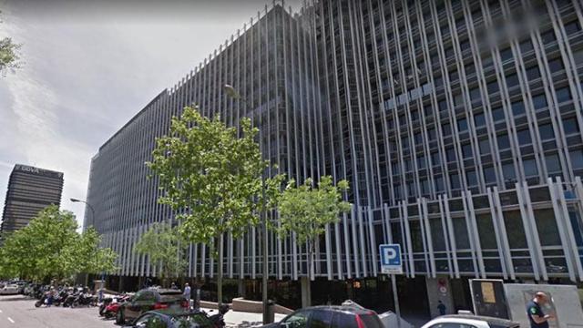 El exterior del número 93 del paseo de la Castellana de Madrid, donde Promociones Lladero traslada su sede social / CG