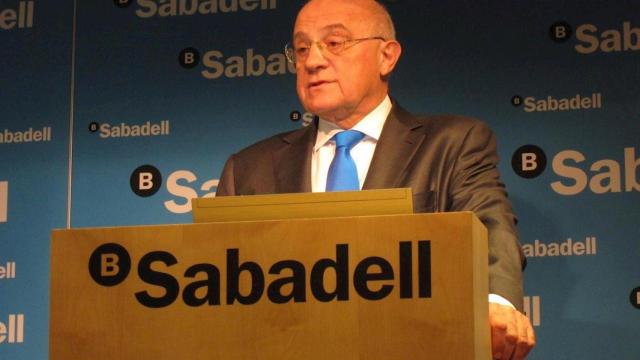 Josep Oliu, presidente del Banco Sabadell, no descarta participar en fusiones bancarias / EP