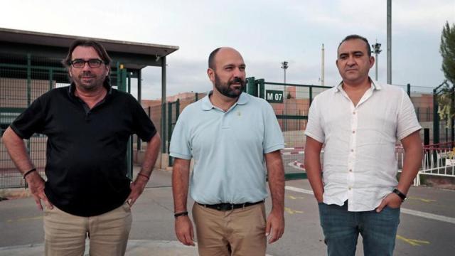 Javier Pacheco de CCOO, Camil Ros de UGT y el videpresidente de Ómnium, Cultural Marcel Mauri / EFE