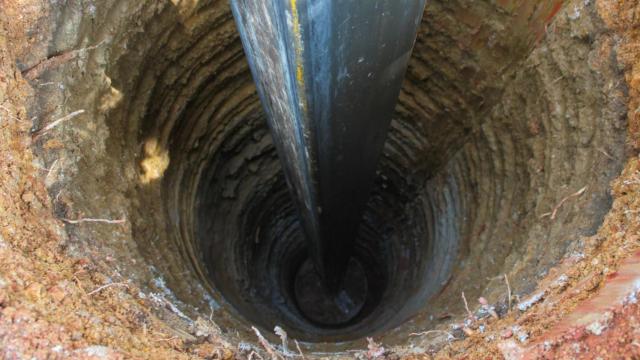 El interior de un pozo en construcción / EP