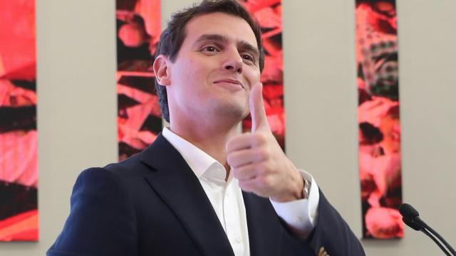 Albert Rivera podría ser el nuevo concursante de 'Supervivientes' / AGENCIAS