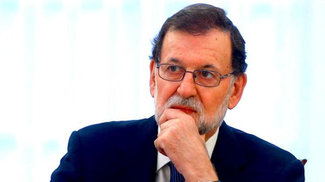 Mariano Rajoy, durante la reunión extraordinaria del Consejo de Ministros / EFE
