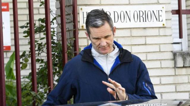 Urdangarin en una de sus salidas de la cárcel / EP