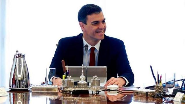 El presidente del Gobierno, Pedro Sánchez, encabeza su primer Consejo de Ministros tras la moción de censura / EFE