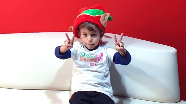 Adrián Castro, creador de 'Los Elfos de Youtube', en la redacción de Crónica Global / CG