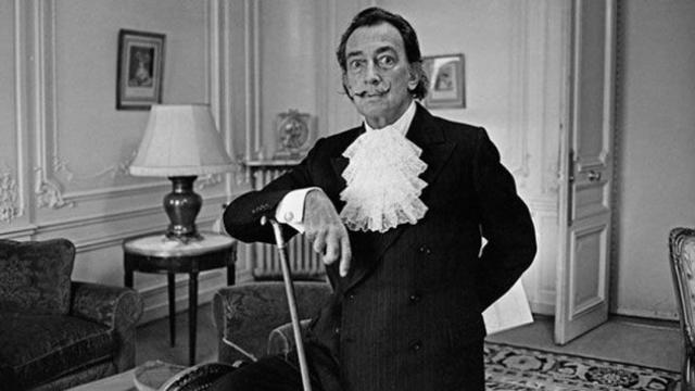 Un juez ordena exhumar el cadáver de Dalí para realizar una prueba de paternidad