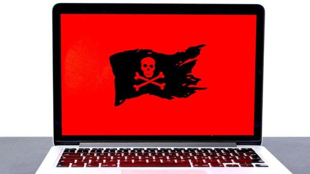 Ciberrobos en el portátil / UNSPLASH