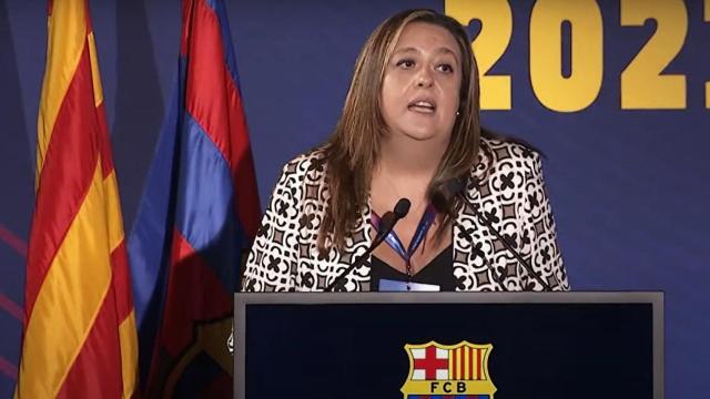 Elena Fort habla durante la asamblea de compromisarios sobre el Espai Barça / REDES
