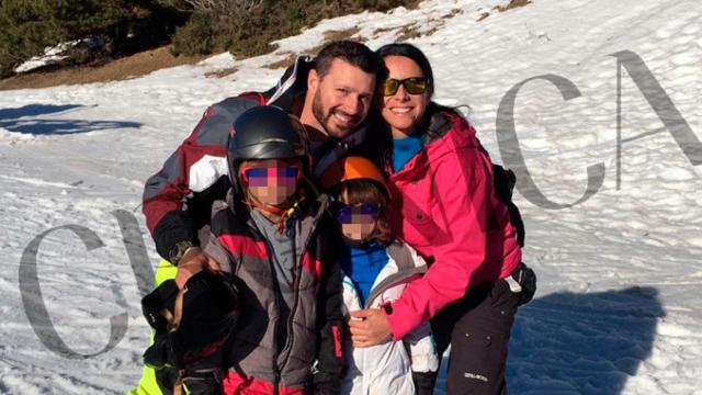 Rosa Peral con Pedro y sus dos hijas / CG