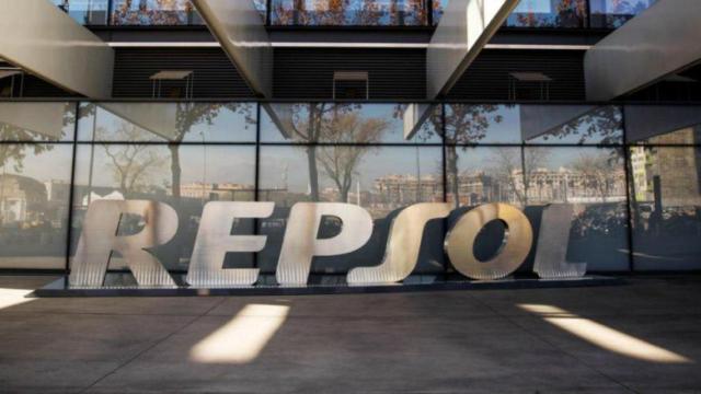 Imagen de la sede central de Repsol / EFE