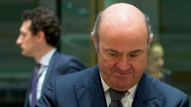 Luis de Guindos, ministro de Economía, este lunes en la reunión de los ministros de Economía y Finanzas de la UE en Bruselas / EFE