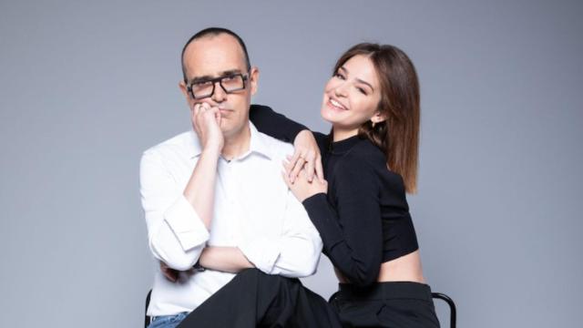 Risto Mejide y Laura Escanes para el podcast 'Cariño, pero ¿qué dices?' / PODIMO