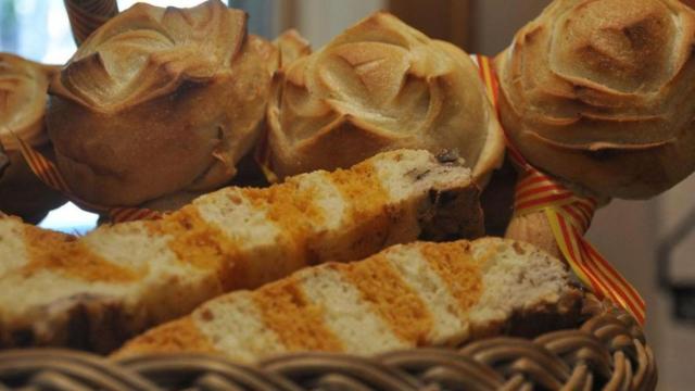 Pan de Sant Jordi, inventado por Eduard Crespo en 1989, del panadero Emili Feliu, del Forn de Sant Josep / CEDIDA