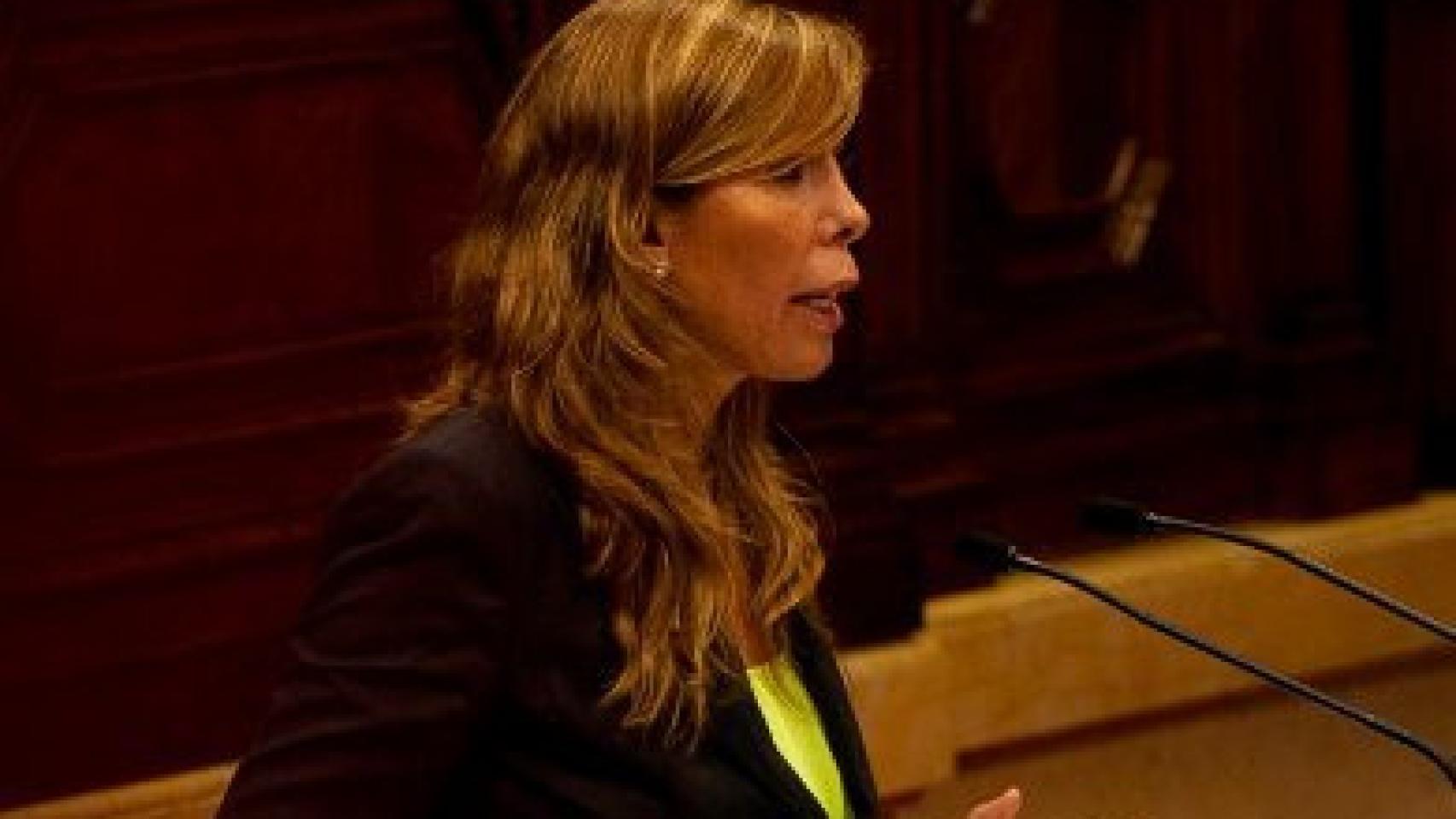 La líder del PP catalán, Alicia Sánchez-Camacho, en su intervención en el Debate de Política General en el Parlamento autonómico.