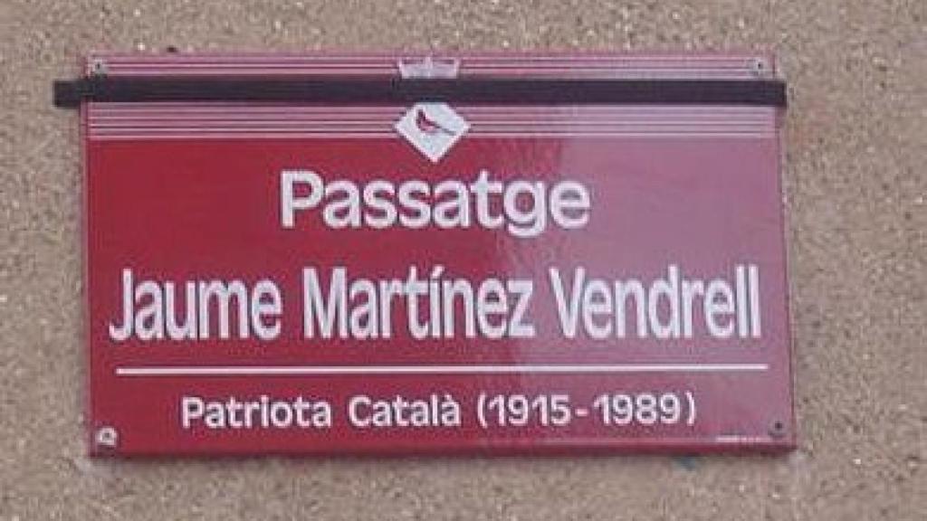 Placa de la calle dedicada al terrorista Jaume Martínez Vendrell en Santa Coloma de Cervelló