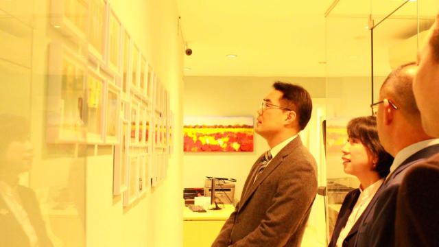 consul chino barcelona comisaria ilegal