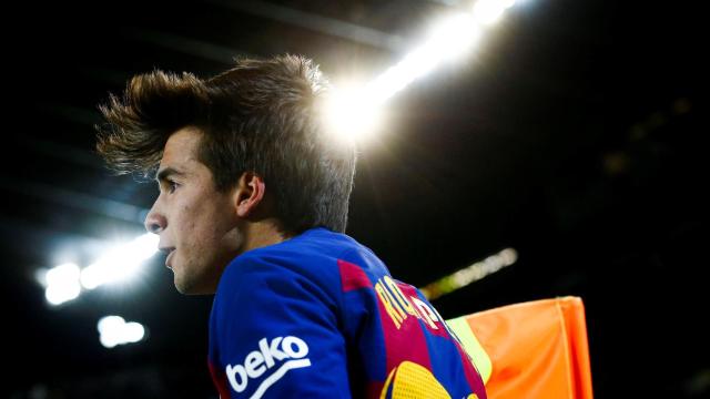 Riqui Puig durante el partido ante el Granada / EFE
