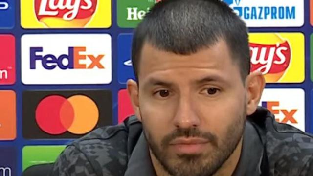Agüero en rueda de prensa con el Barça / Redes