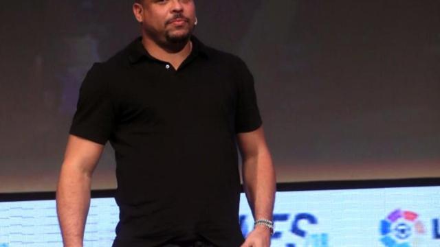 Ronaldo Nazario en un acto de la Liga / EFE